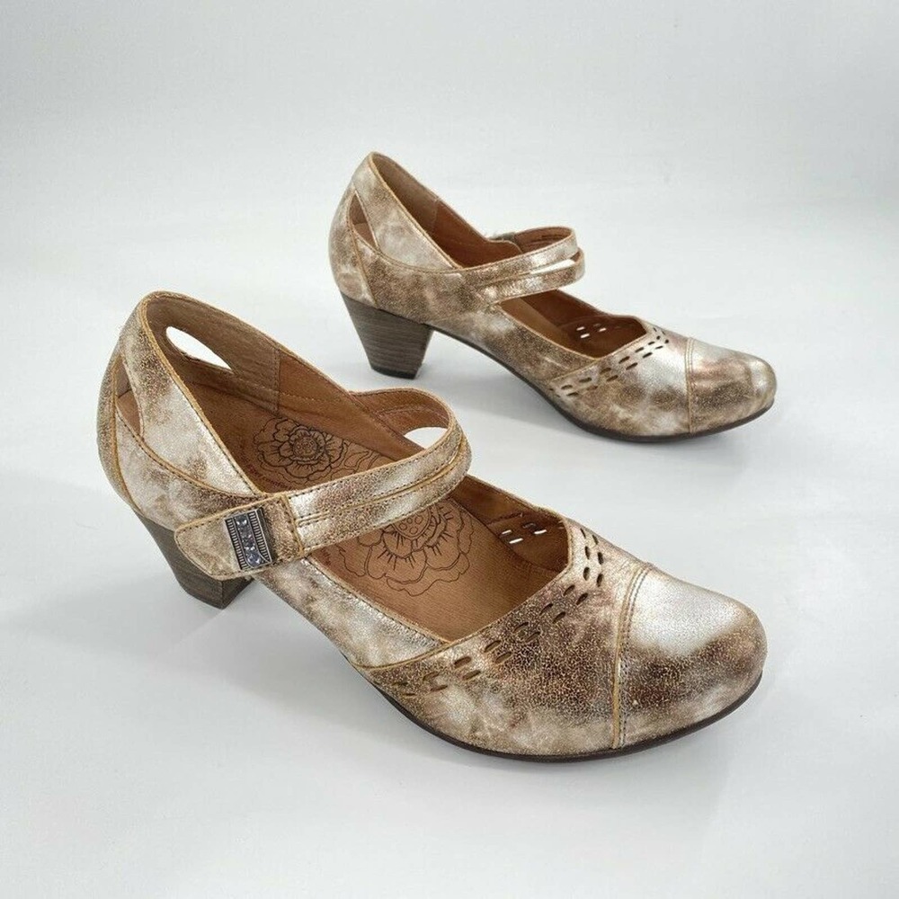 Taos Stunner Womens Mary Jane Heels Antique Gold Leather Cap Toe Laser Cut 9.5